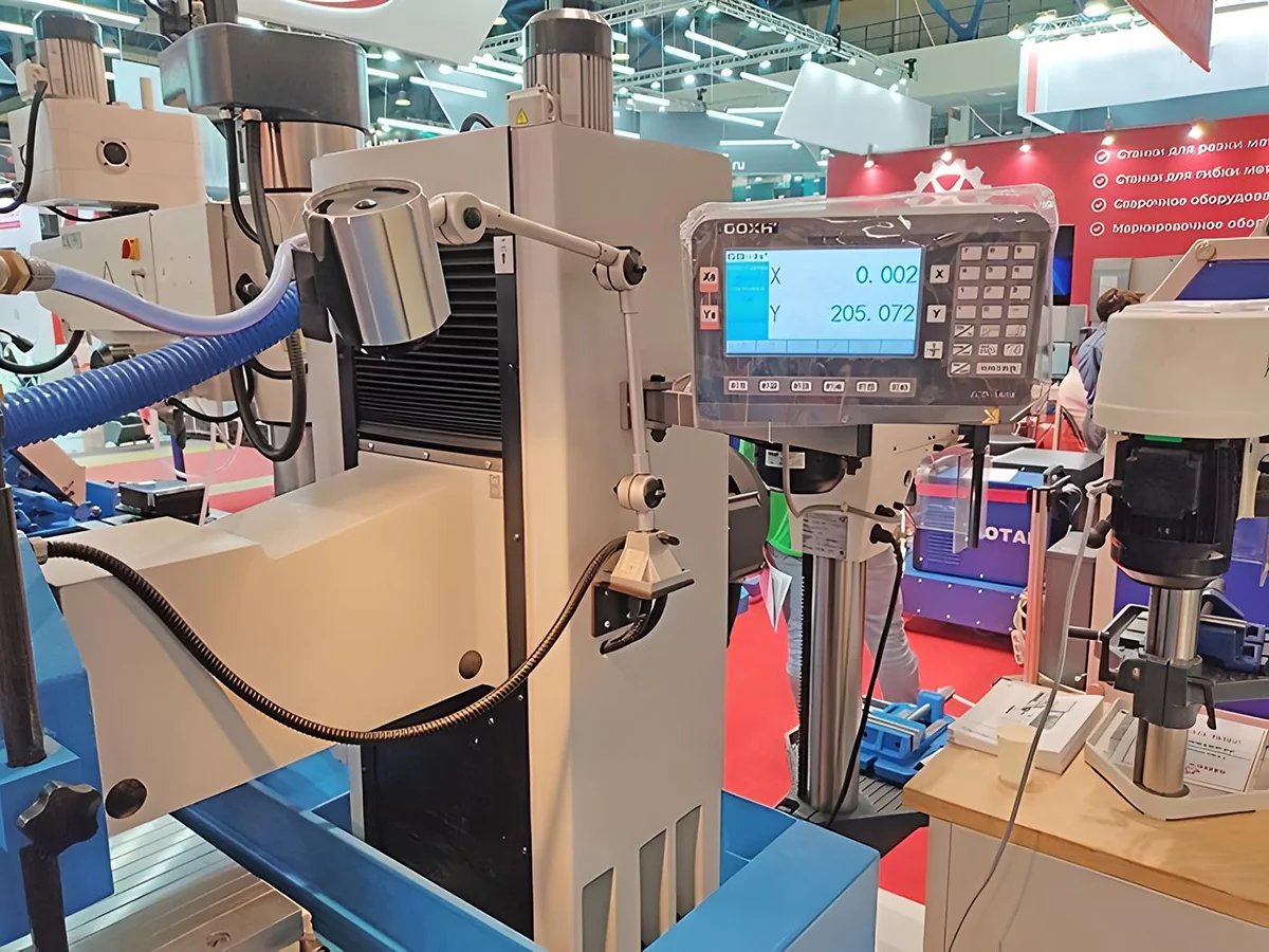 Фото №14. Плоскошлифовальный станок FABTEC SGA40100AHD - система УЦИ в комплекте, фото №1