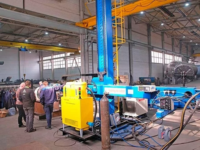 Фото №2. Сварочная колонна FABTEC