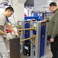 Демонстрация аппарата точечной сварки