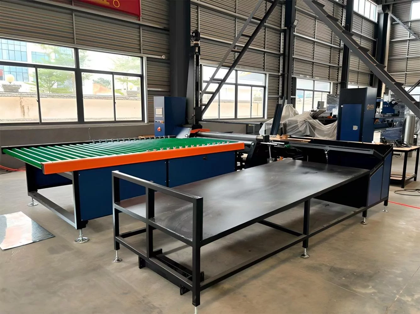 Фото №13. Вальцы FABTEC FBM 1.5x1300 с подающим рольгангом и приемным столом, фото №1
