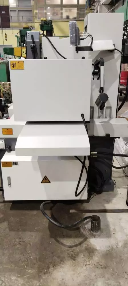 Плоскошлифовальный станок FABTEC SGA4080AHD на производственной площадке заказчика