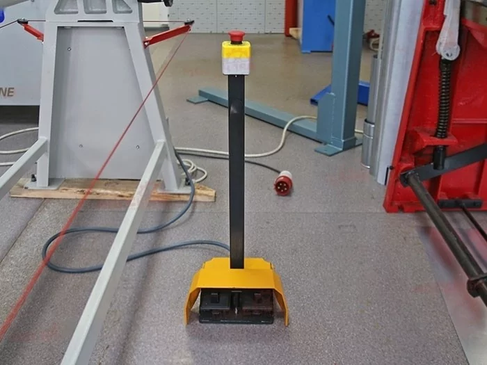 Фото №8. Выносная стойка с педалями