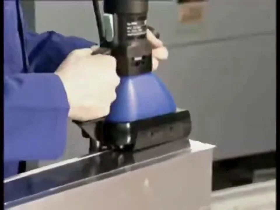 Видео: Обзор фальцеосадочного инструмента TruTool F 300