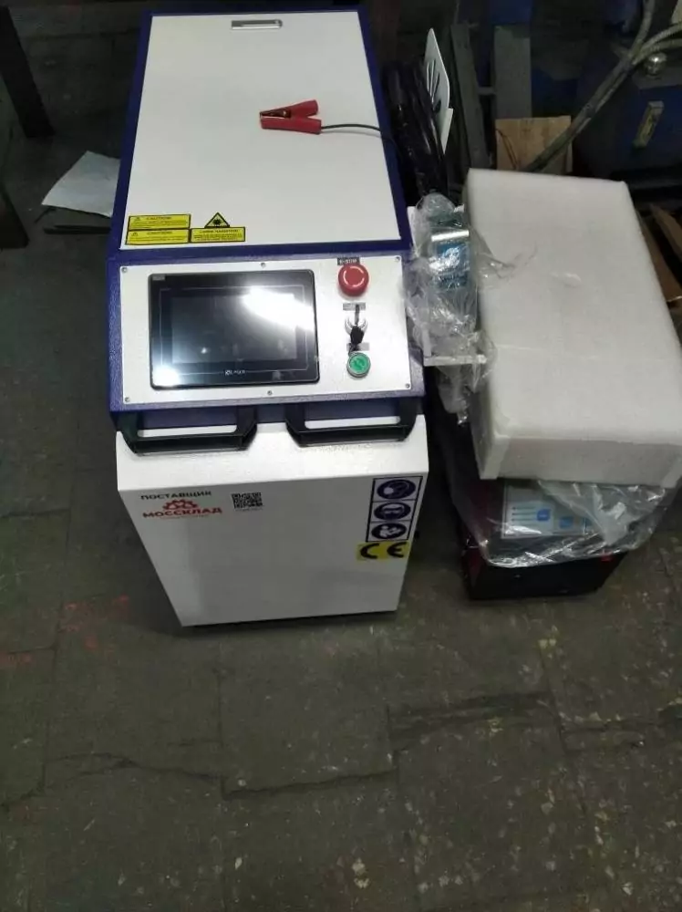 Аппарат лазерной сварки KY-W-HW2000-C Raycus на производственной площадке заказчика