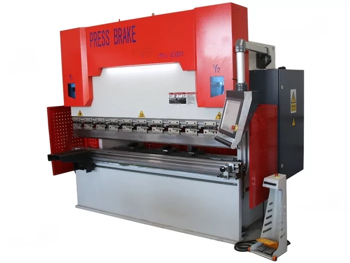 Фото №1. Главное фото: Вертикальный листогибочный пресс FABTEC WE67K-100T/3200 DA-E80T