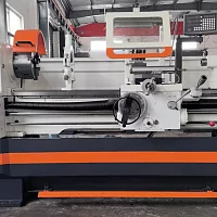 Универсальный токарный станок FABTEC LC460E/1000